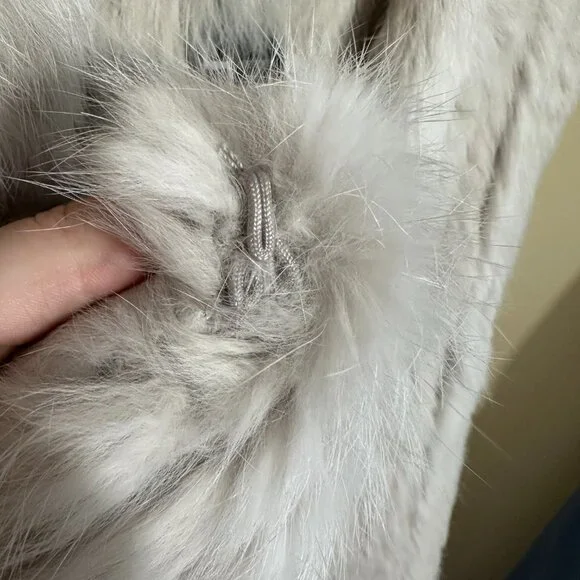 Love Token Genuine Rabbit Fur Vest - Off White, XS/S - Picture 6 of 7